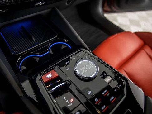 Used 2025 BMW M5 w/ Carbon Package image 26