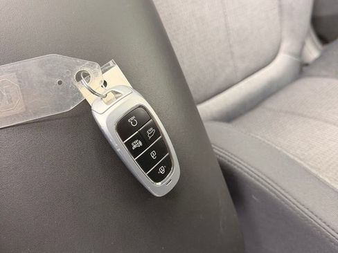 Used 2023 Hyundai Santa Fe SEL AWD/4WD image 40