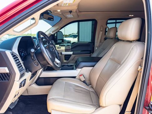 Used 2017 Ford F250 Lariat w/ Lariat Ultimate Package AWD/4WD image 9