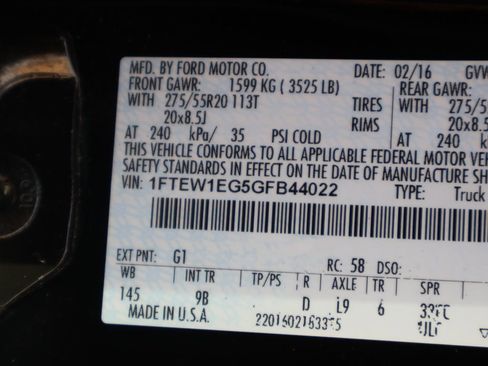 Used 2016 Ford F150 Platinum w/ Equipment Group 701A Luxury AWD/4WD image 49