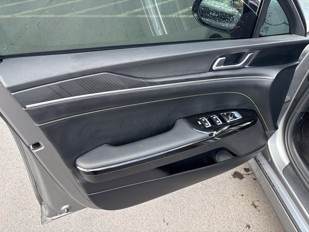 Certified 2025 Kia K5 GT FWD image 6