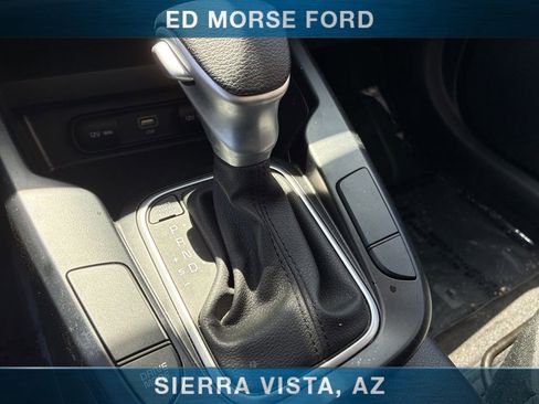 Used 2025 Kia Soul LX FWD image 32