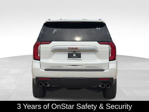 Used 2023 GMC Yukon Denali AWD/4WD image 8