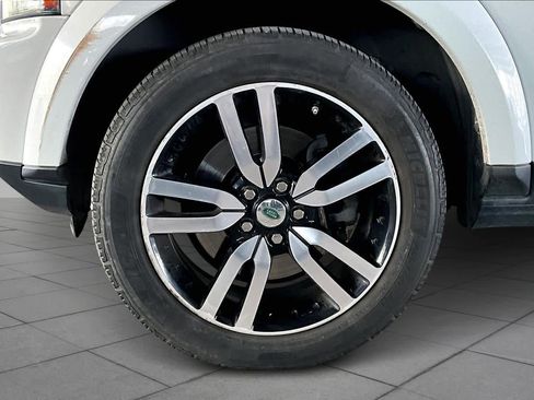 Used 2011 Land Rover LR4 HSE image 10