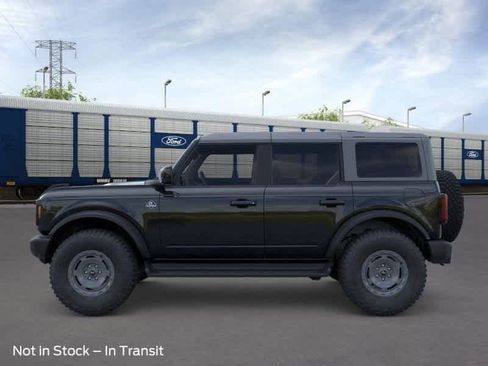 New 2025 Ford Bronco Outer Banks w/ Sasquatch Package image 3