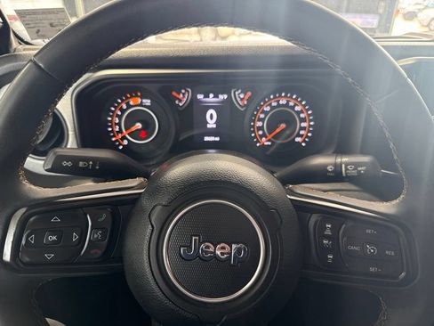 Used 2024 Jeep Wrangler Sport AWD/4WD image 19