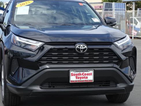 Certified 2025 Toyota RAV4 LE FWD image 4