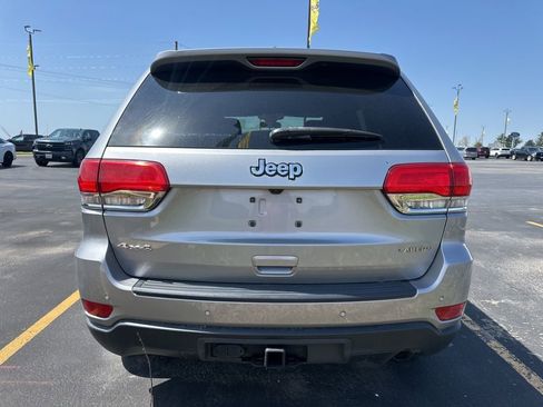 Used 2018 Jeep Grand Cherokee Laredo image 11
