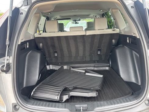 Used 2017 Honda CR-V EX image 12