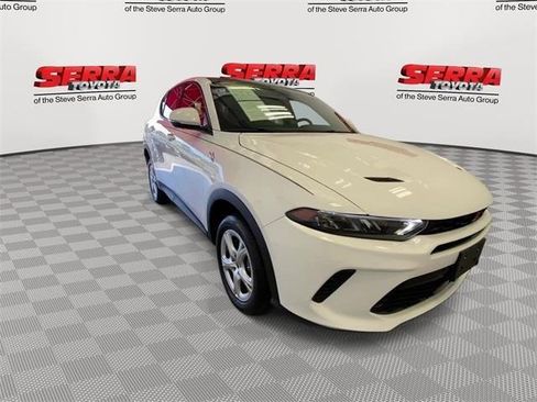 Used 2023 Dodge Hornet GT Plus image 3