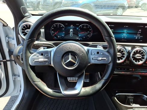 Used 2021 Mercedes-Benz A 220 image 22