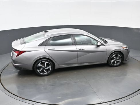 Certified 2023 Hyundai Elantra SEL w/ Convenience Package FWD image 36