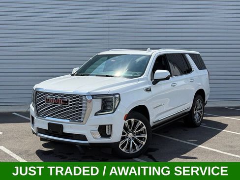 Used 2021 GMC Yukon Denali w/ Denali Premium Package AWD/4WD image 1