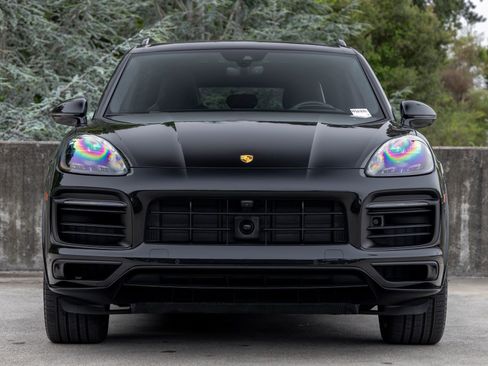 Certified 2023 Porsche Cayenne GTS AWD/4WD image 8