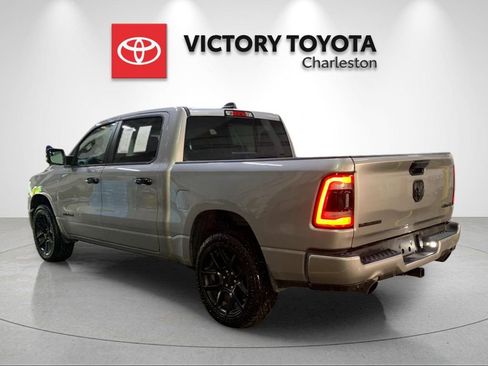 Used 2024 RAM 1500 Laramie AWD/4WD image 3