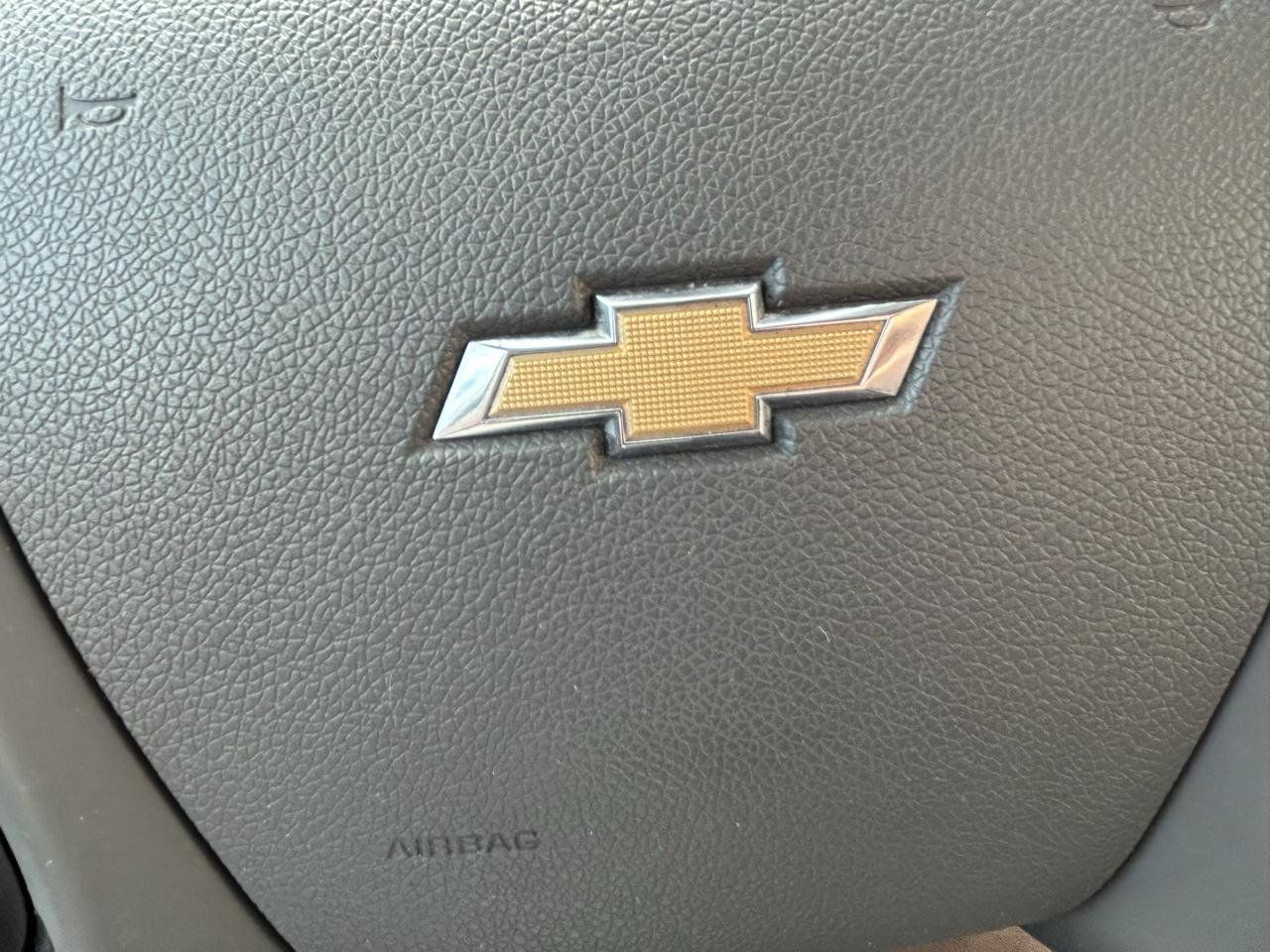 Used 2013 Chevrolet Traverse LS FWD image 21