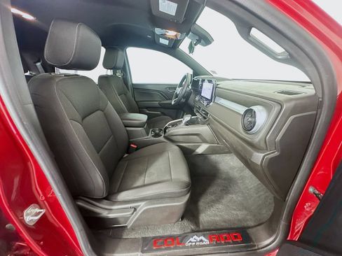 Used 2024 Chevrolet Colorado LT w/ LT Convenience Package RWD image 28