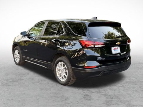 Used 2024 Chevrolet Equinox LS w/ LS Convenience Package AWD/4WD image 5