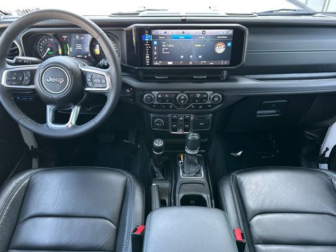Used 2024 Jeep Wrangler High Altitude AWD/4WD image 6