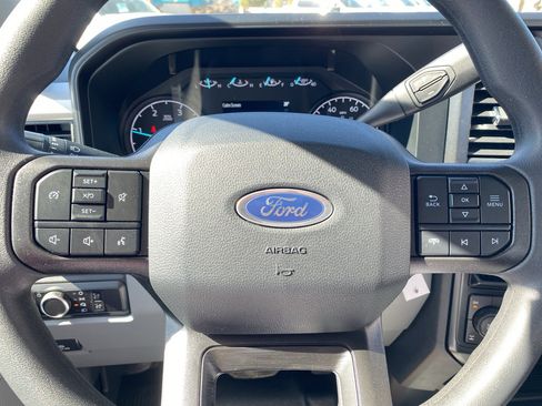 New 2026 Ford F250 4x4 Crew Cab Super Duty image 8