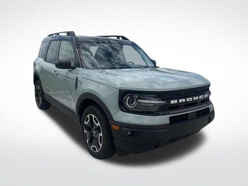 Used 2024 Ford Bronco Sport Outer Banks w/ Tech Package AWD/4WD image 1