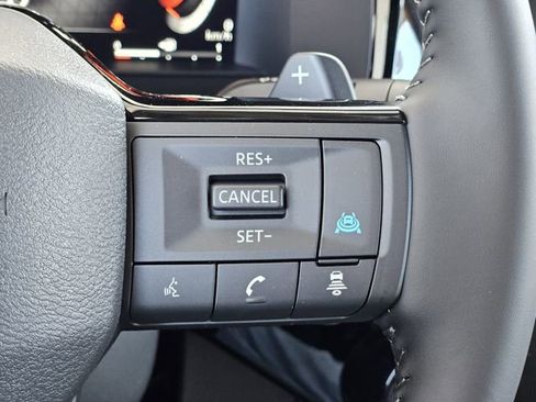 New 2026 Nissan Pathfinder SL FWD image 17