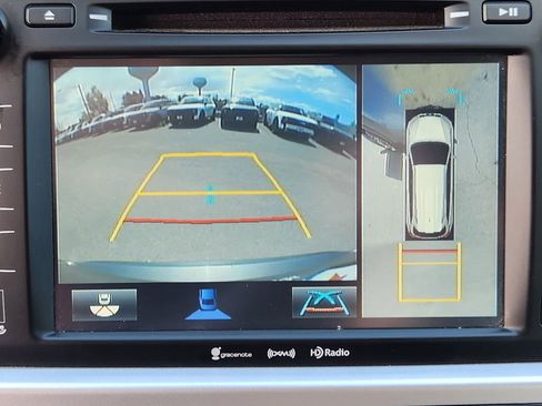 Used 2017 Toyota Highlander Limited Platinum AWD/4WD image 28