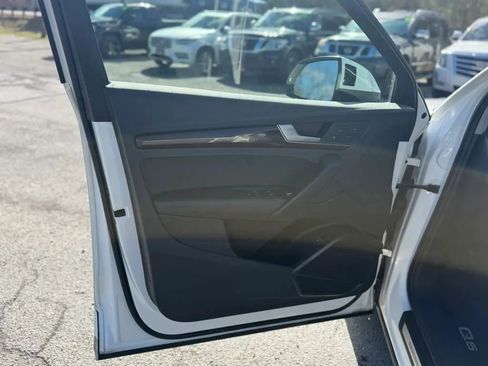 Used 2018 Audi Q5 2.0T Premium Plus w/ Premium Plus Package image 13