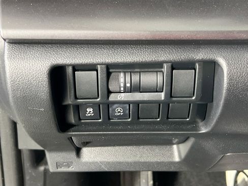 Used 2023 Subaru Crosstrek 2.0i Premium w/ Special Edition AWD/4WD image 10