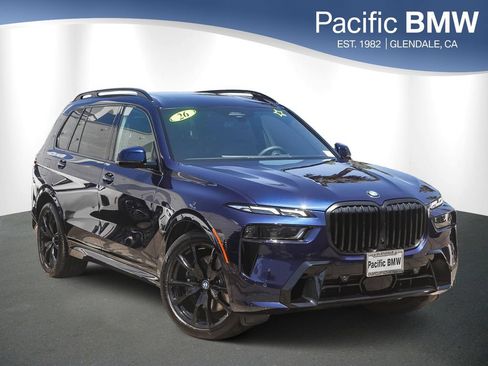 Used 2026 BMW X7 xDrive40i w/ M Sport Package AWD/4WD image 1