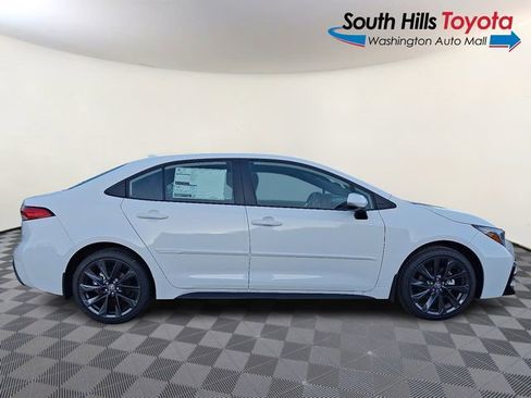 New 2026 Toyota Corolla SE image 7