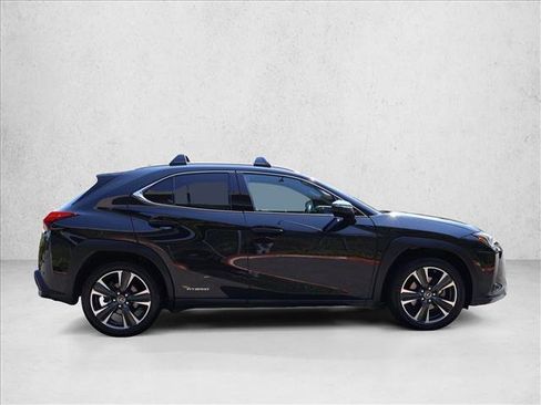Used 2019 Lexus UX 250h w/ Premium Package AWD/4WD image 5