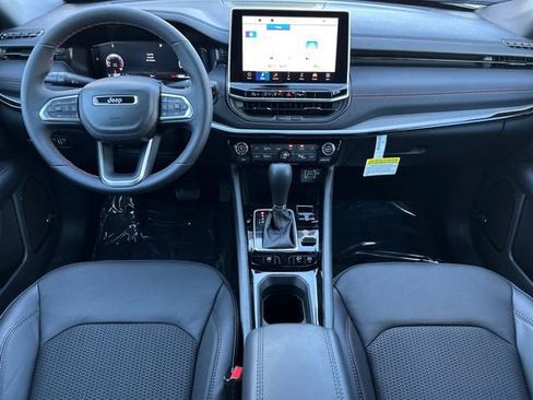 New 2026 Jeep Compass Trailhawk w/ Sun, Sound & Navigation Group AWD/4WD image 6