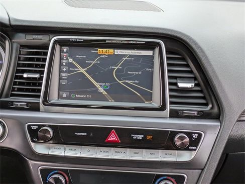 Used 2018 Hyundai Sonata Limited w/ Limited Ultimate Package 03 image 17