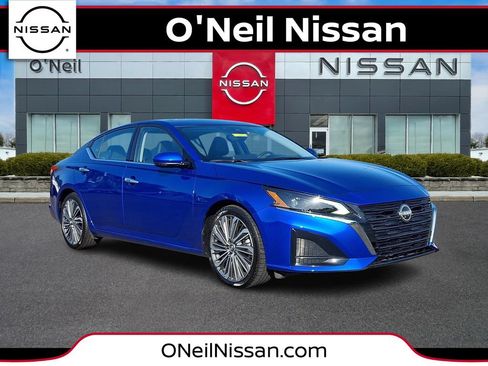 Certified 2025 Nissan Altima 2.5 SL FWD image 1