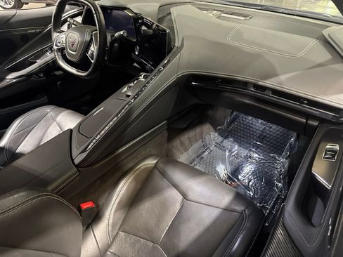 Used 2025 Chevrolet Corvette Stingray Preferred Cpe w/ Z51 Performance Package RWD image 33