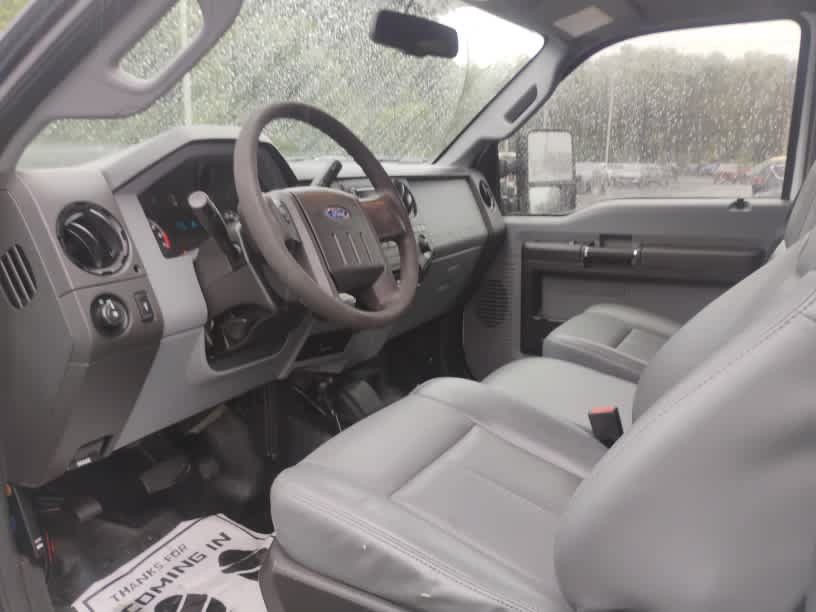 Used 2016 Ford F250 XL w/ Power Equipment Group AWD/4WD image 9