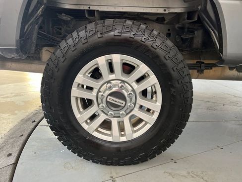 Used 2019 Ford F350 XLT w/ XLT Value Package image 15