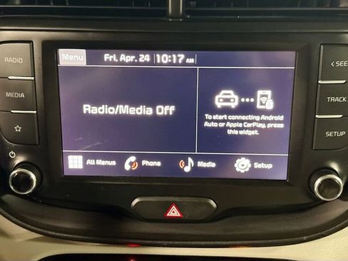 Used 2023 Kia Soul LX w/ LX Technology Package FWD image 14
