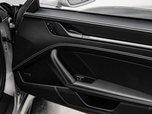 Used 2024 Porsche 911 GT3 image 77