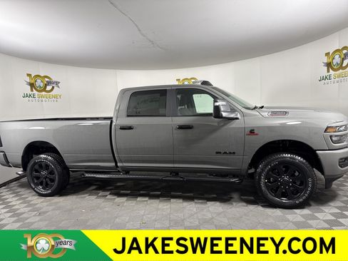 New 2026 RAM 2500 Big Horn AWD/4WD image 11