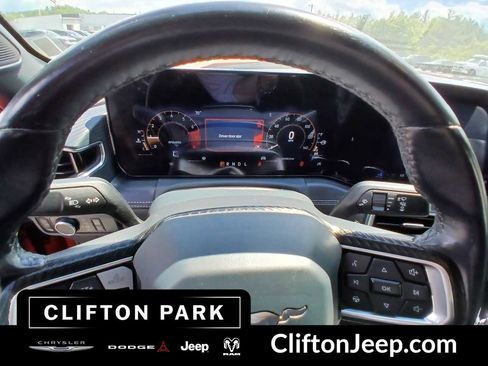 Used 2025 Ford Mustang Premium RWD image 17