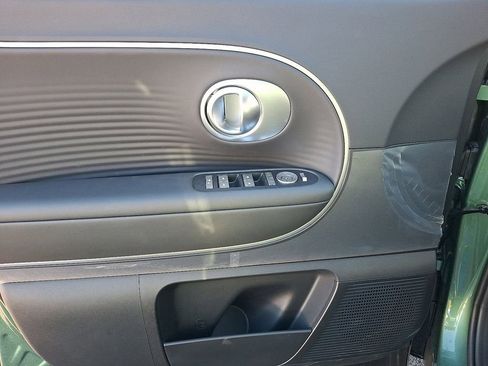 New 2026 Hyundai Ioniq 9 SEL image 8