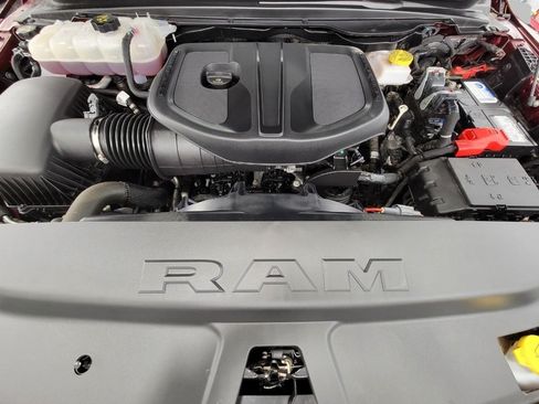 Used 2025 RAM 1500 Big Horn AWD/4WD image 35