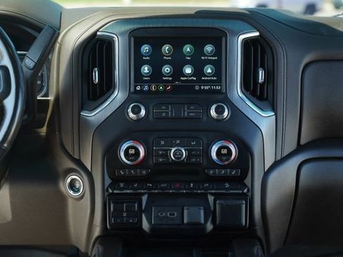 Used 2020 GMC Sierra 2500 Denali w/ Denali Ultimate Package image 28