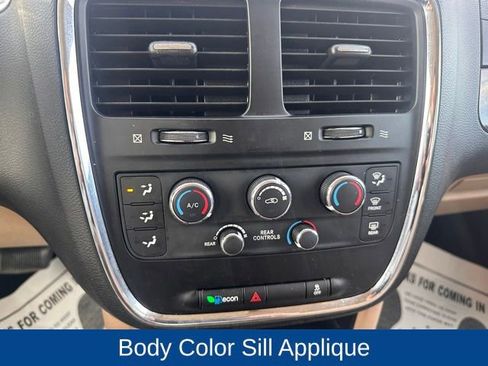 Used 2013 Dodge Grand Caravan SE FWD image 24