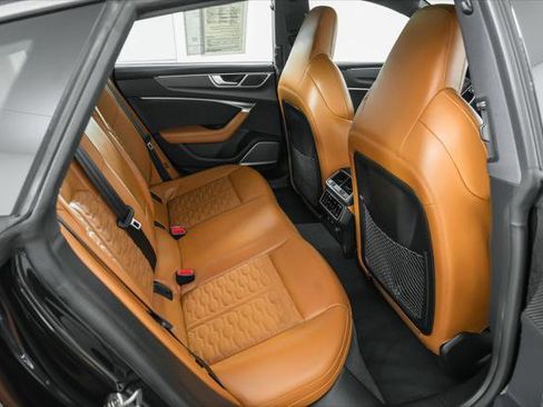 Certified 2025 Audi RS 7 performance Sportback AWD/4WD image 13