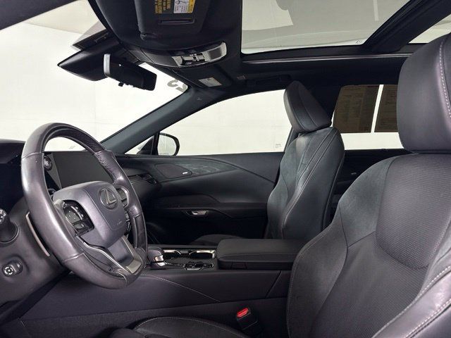 Used 2023 Lexus RX 350 FWD w/ Accessory Package image 21