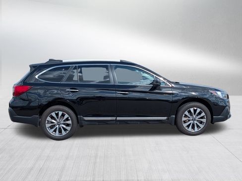 Used 2018 Subaru Outback 2.5i Touring AWD/4WD image 8