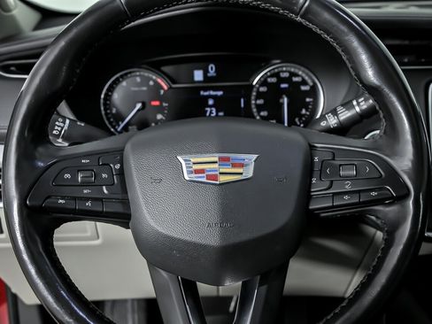 Used 2019 Cadillac XT4 Luxury w/ Cold Weather Package AWD/4WD image 27